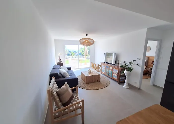 Vue Reves D'azur 雷以桑布尔